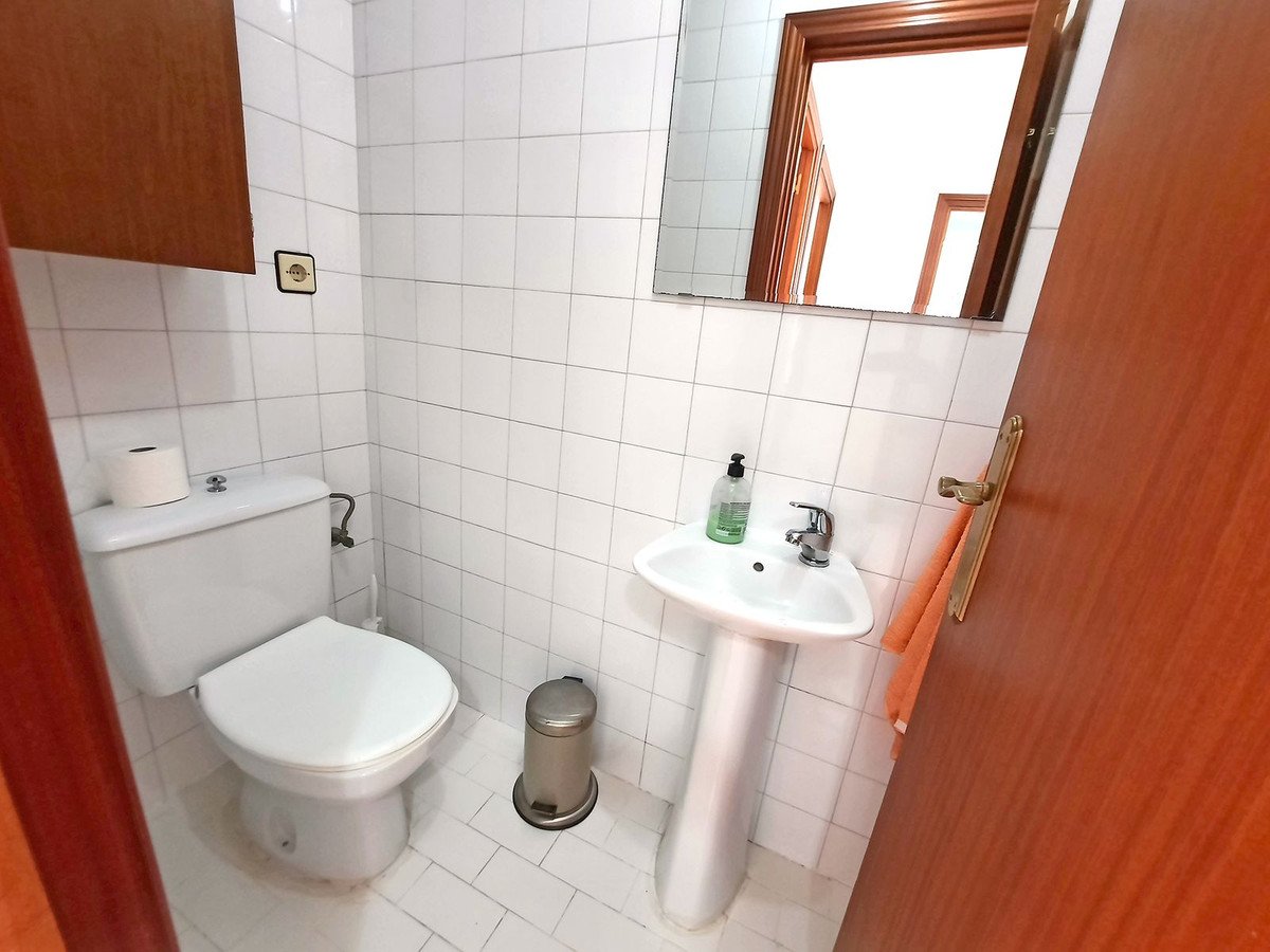 4 Bed Townhouse in Las Lagunas