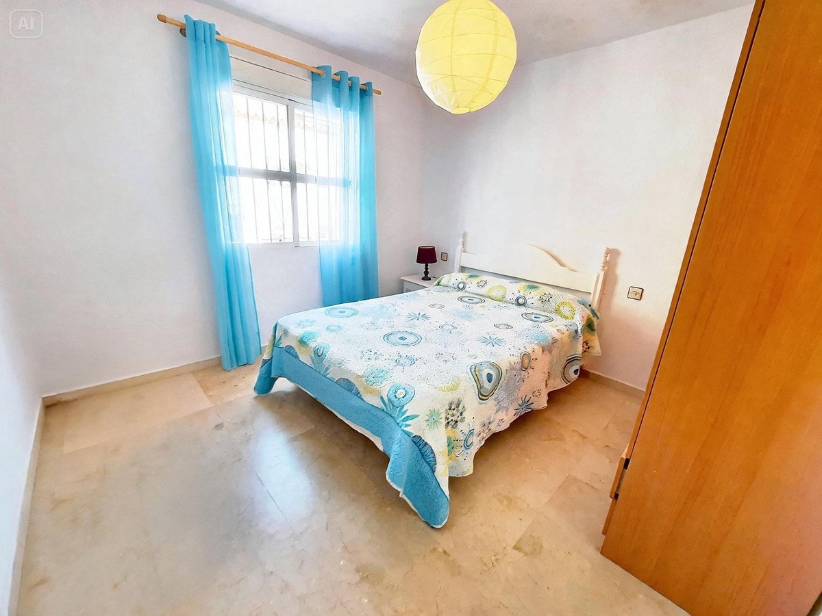 4 Bed Townhouse in Las Lagunas