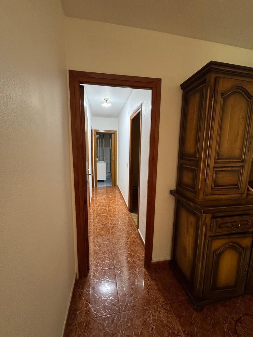 3 Bed Middle Floor Apartment in San Luis de Sabinillas