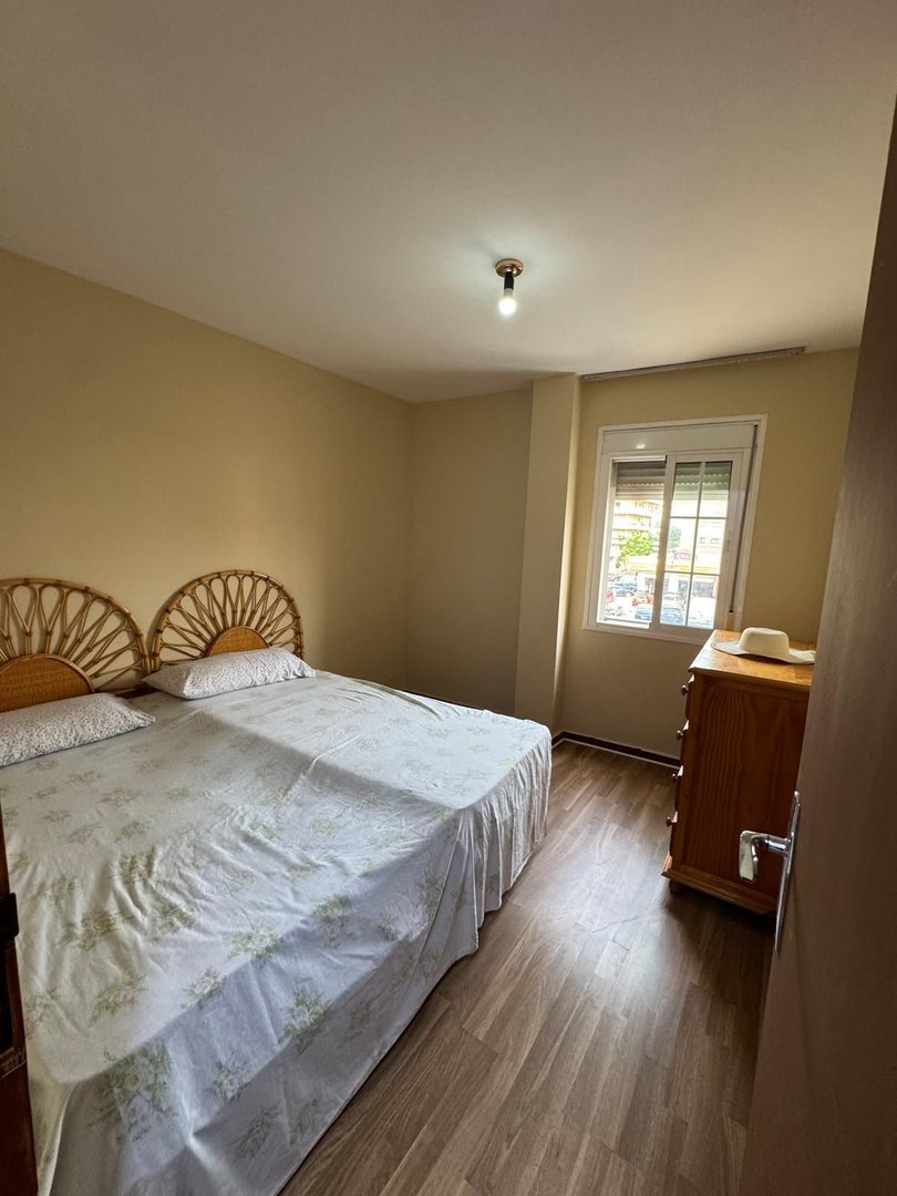 3 Bed Middle Floor Apartment in San Luis de Sabinillas