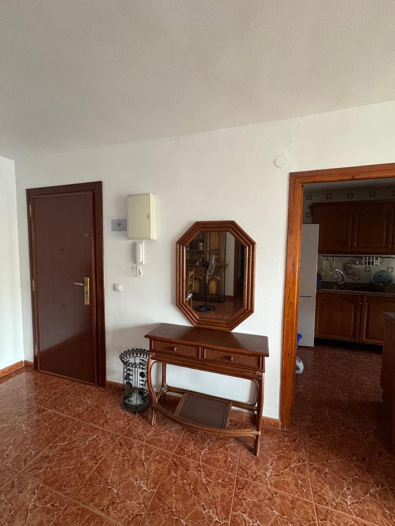 3 Bed Middle Floor Apartment in San Luis de Sabinillas