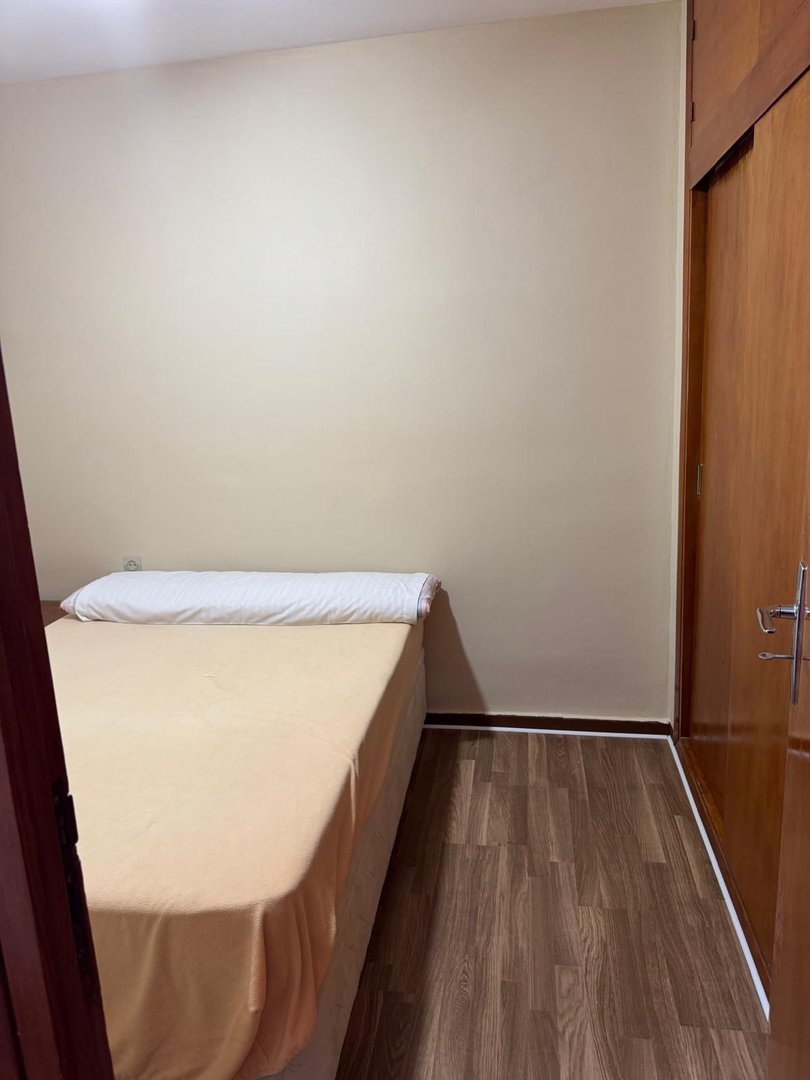 3 Bed Middle Floor Apartment in San Luis de Sabinillas