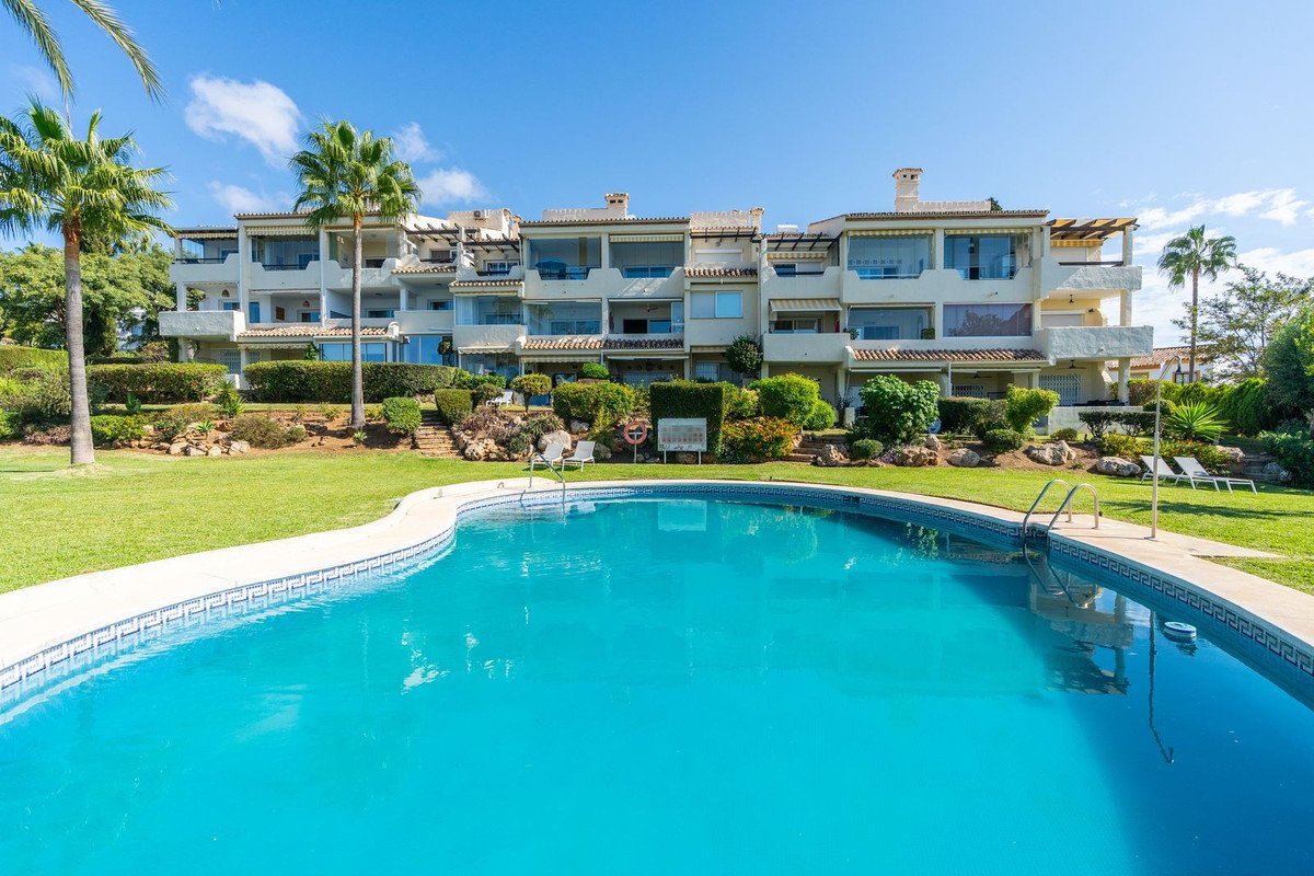 2 Bed Ground Floor Apartment in Reserva de Marbella
