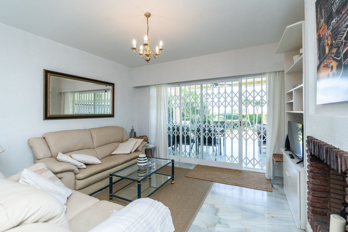 2 Bed Ground Floor Apartment in Reserva de Marbella