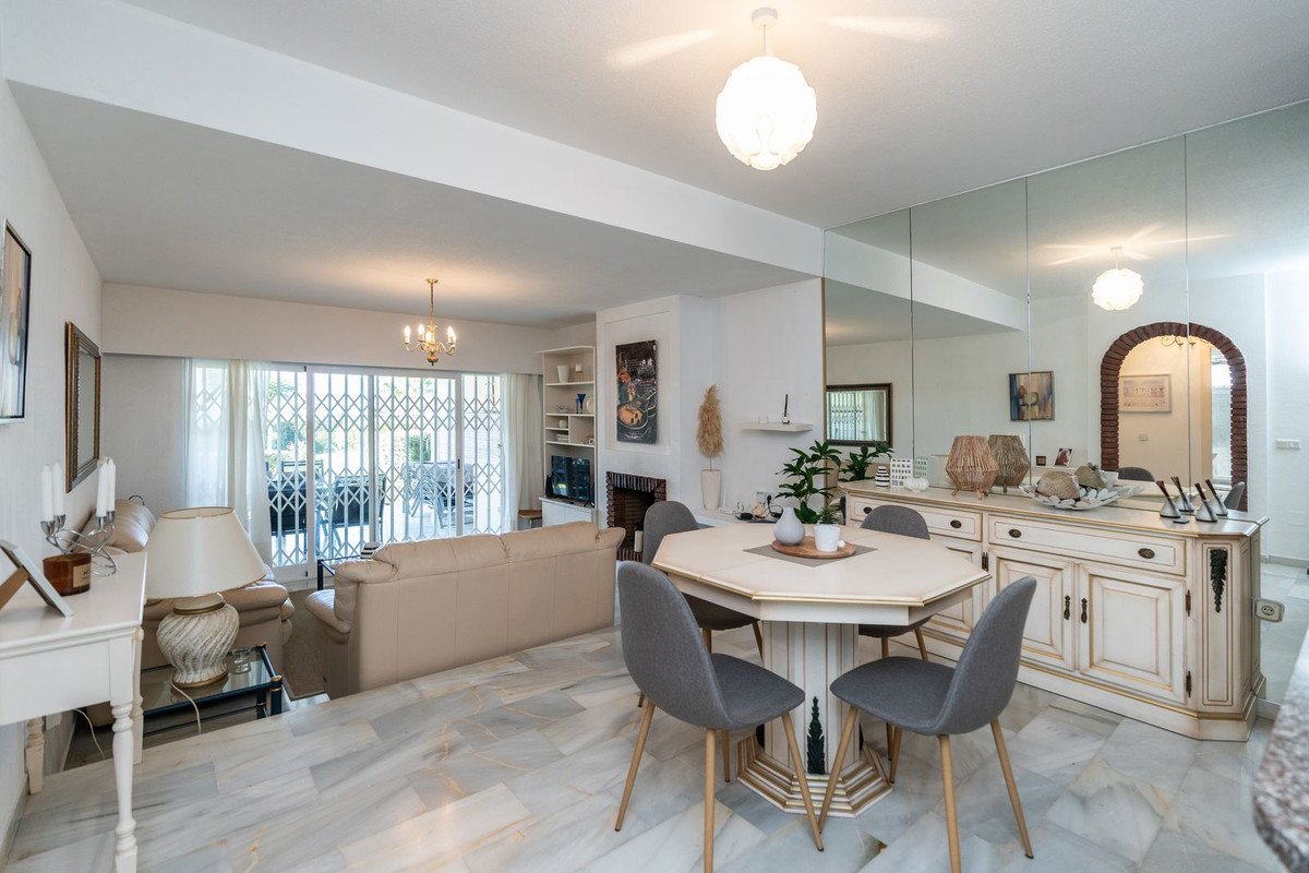 2 Bed Ground Floor Apartment in Reserva de Marbella