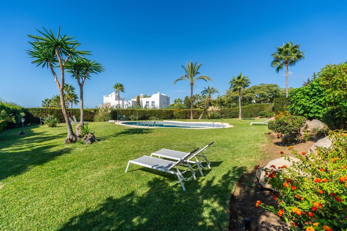 2 Bed Ground Floor Apartment in Reserva de Marbella