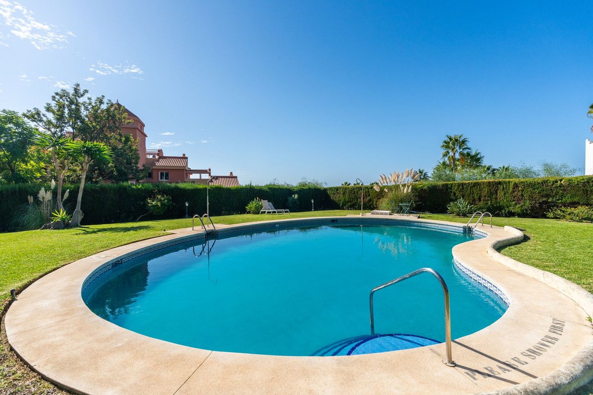 2 Bed Ground Floor Apartment in Reserva de Marbella
