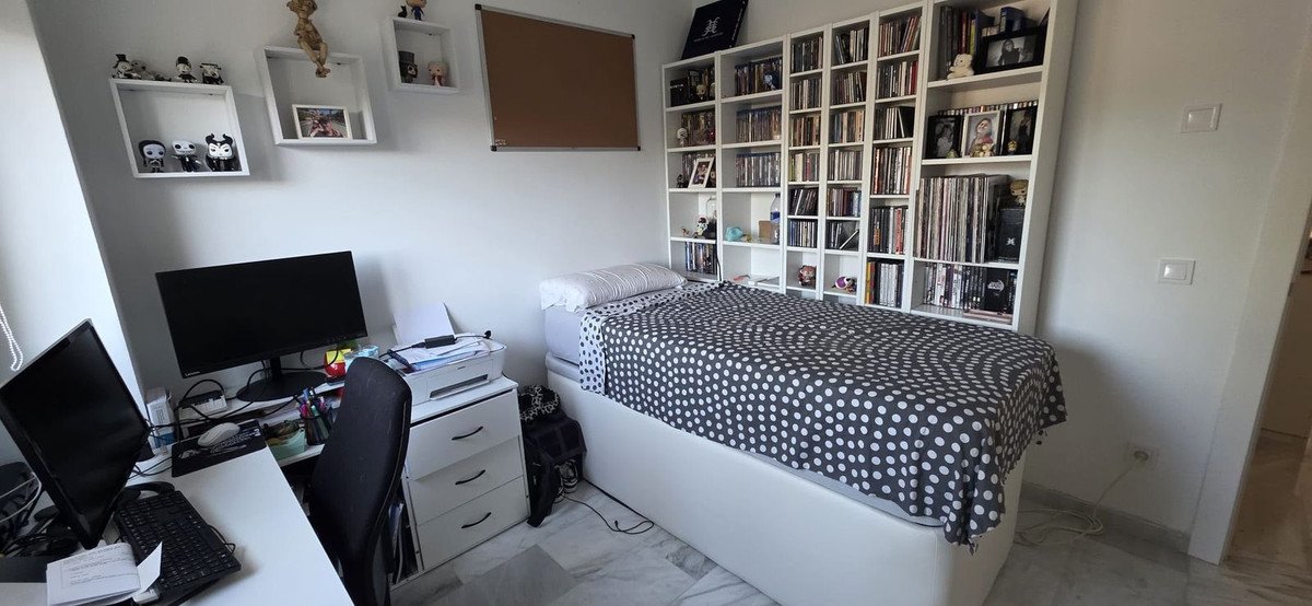 2 Bed Middle Floor Apartment in Costabella