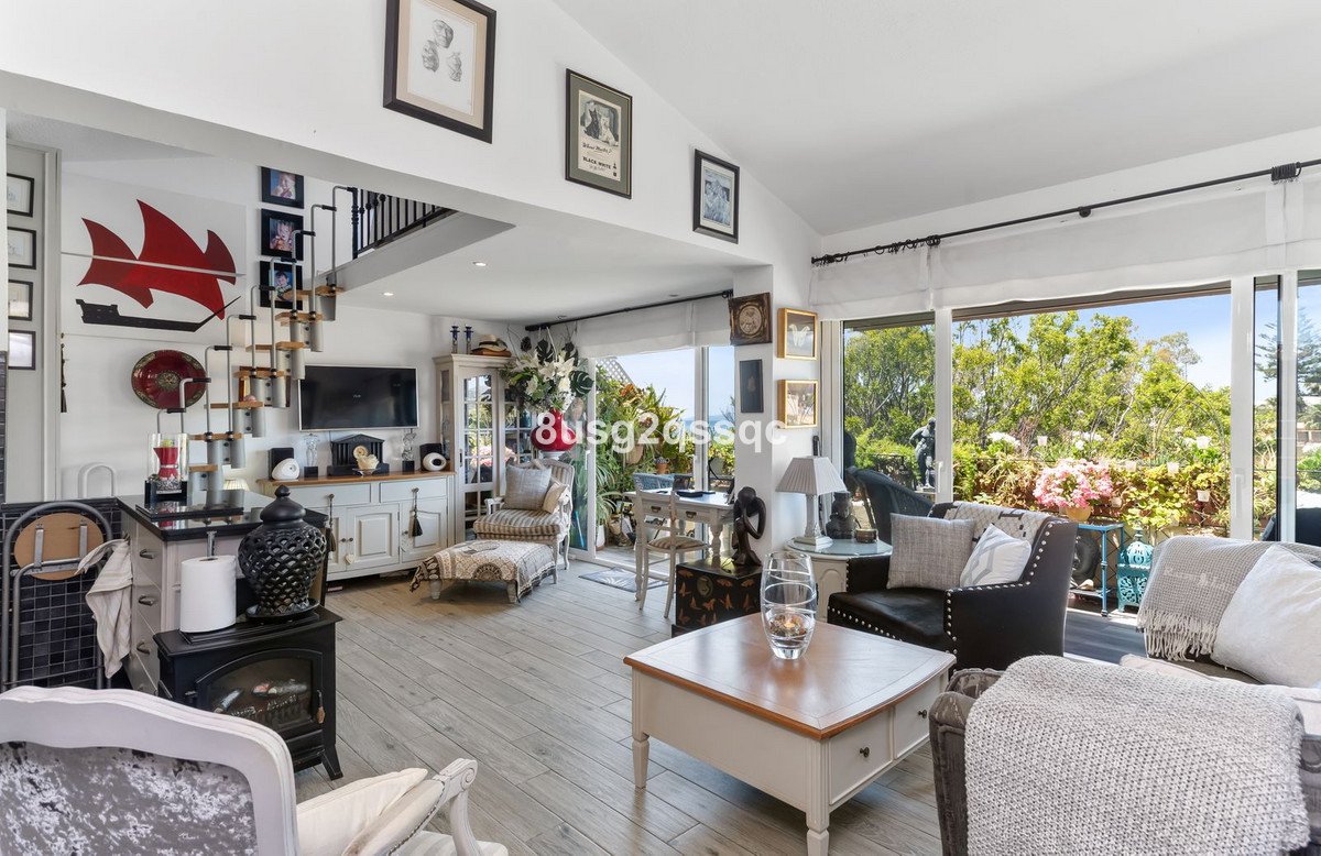3 Bed Penthouse Duplex in Estepona