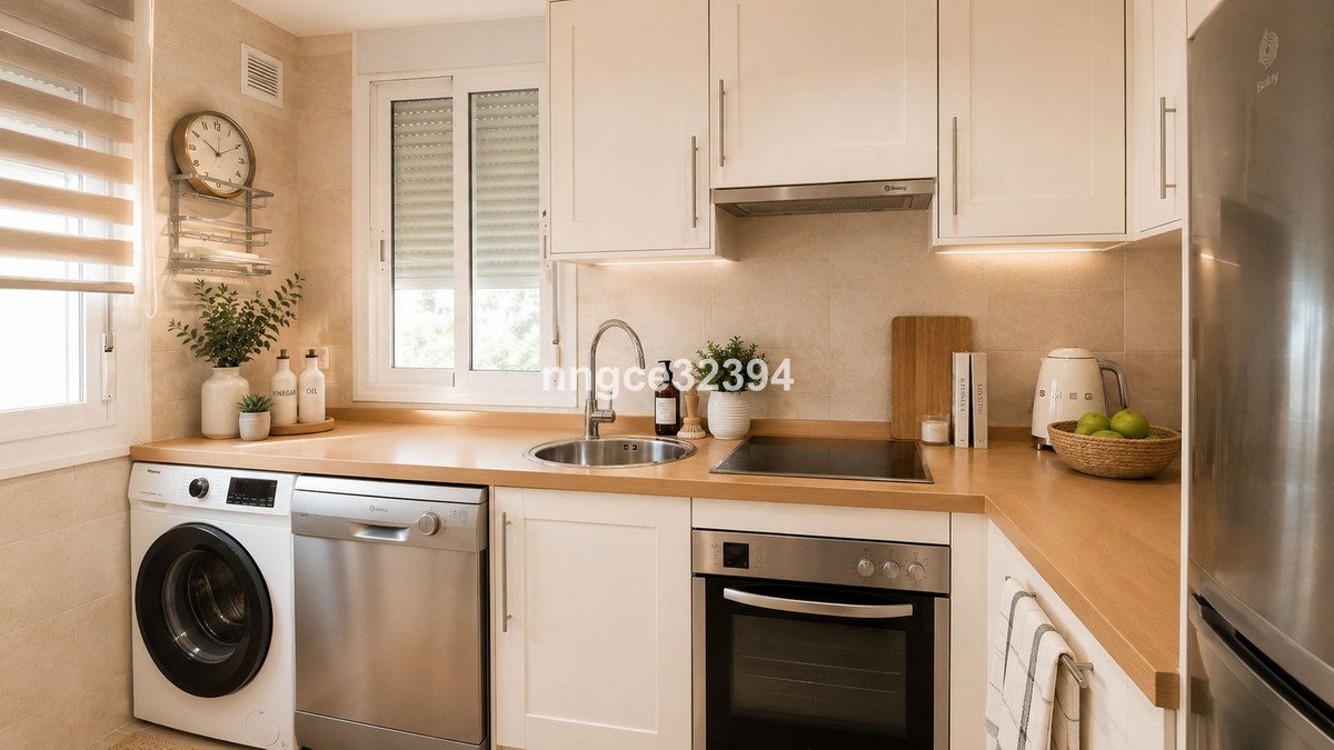 2 Bed Ground Floor Apartment in Nueva Andalucía
