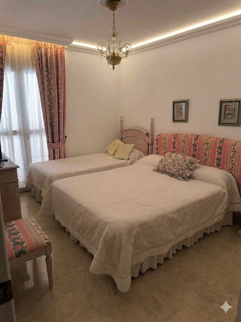 4 Bed Townhouse in Nueva Andalucía