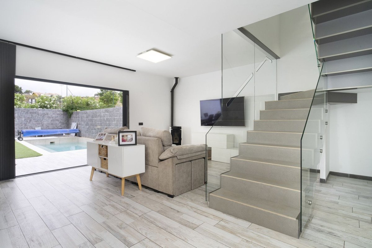 3 Bed Detached Villa in Málaga