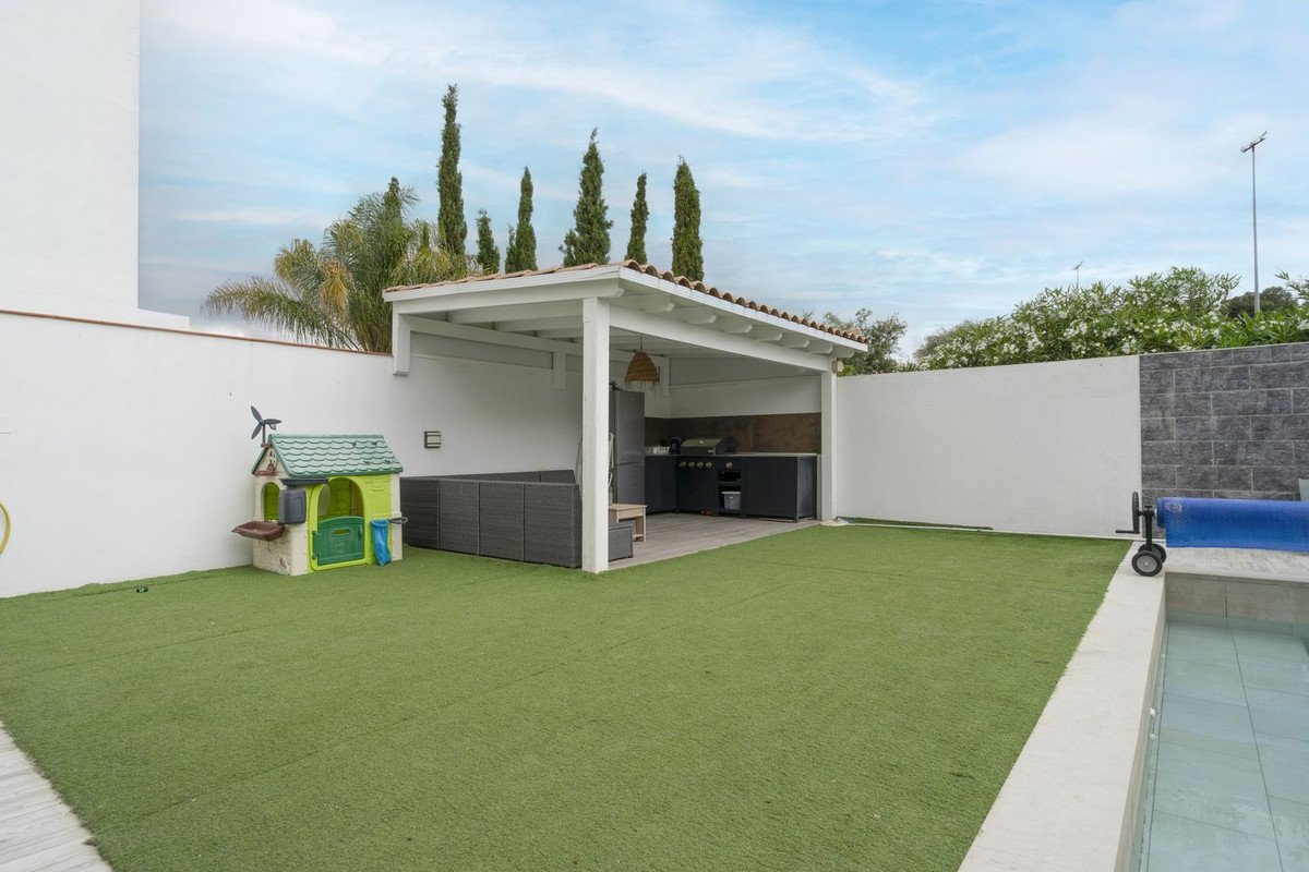 3 Bed Detached Villa in Málaga
