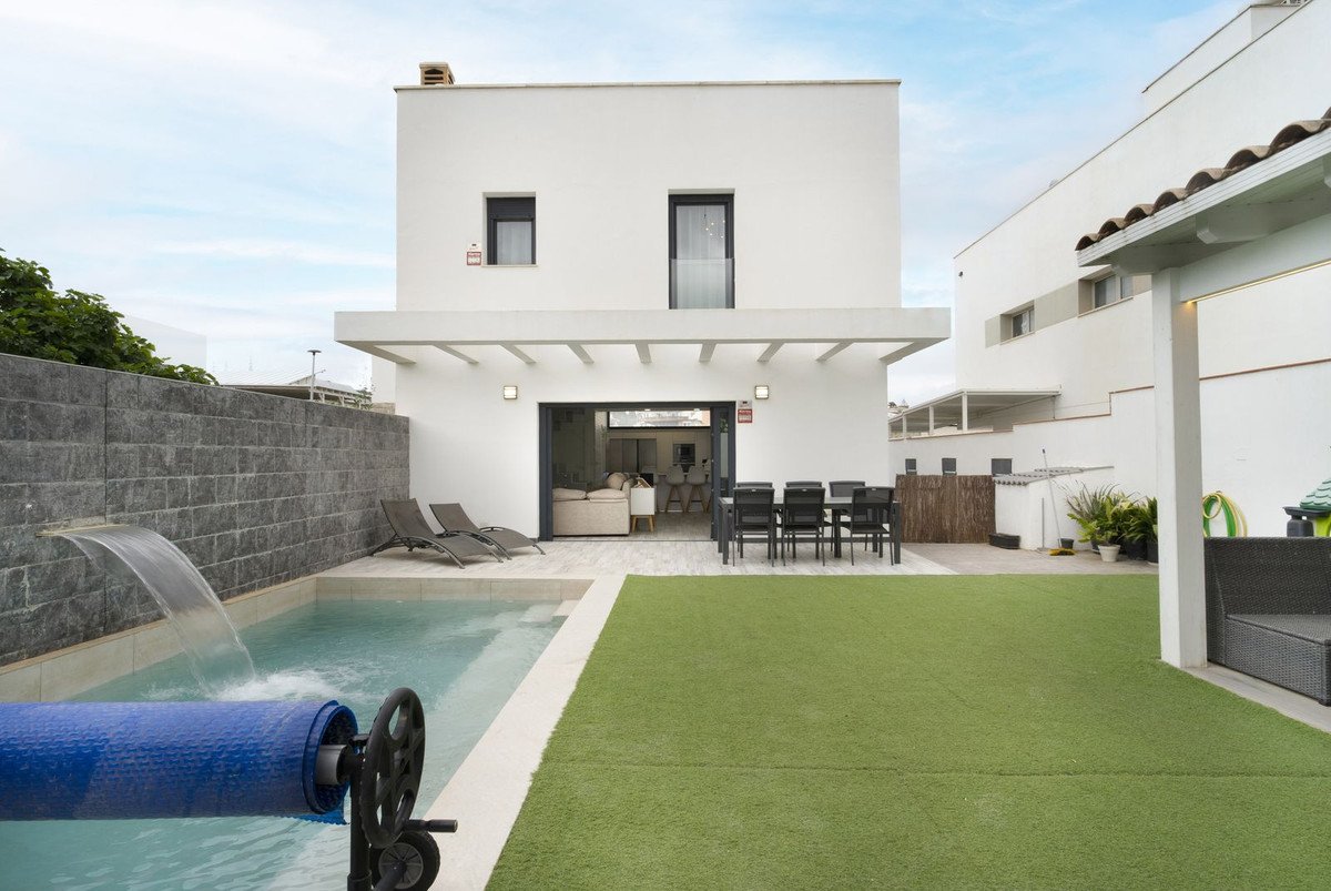 3 Bed Detached Villa in Málaga