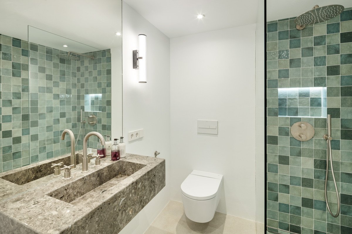 5 Bed Penthouse Duplex in The Golden Mile