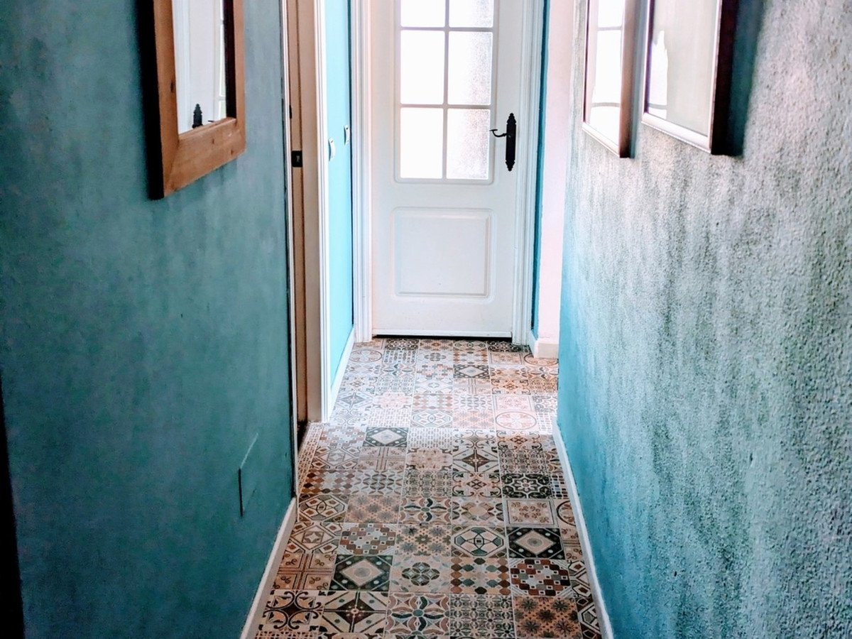 2 Bed Middle Floor Apartment in San Luis de Sabinillas