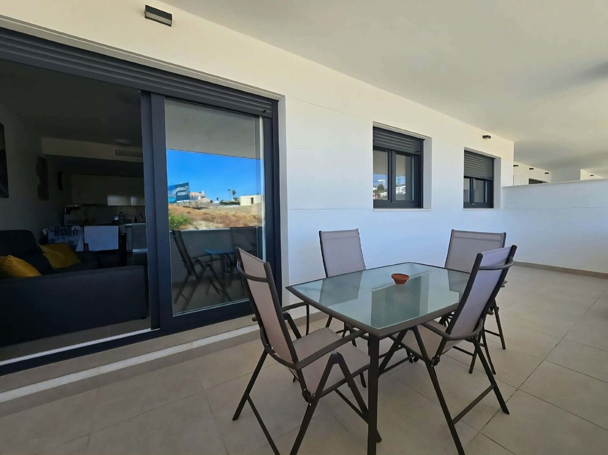 2 Bed Ground Floor Apartment in Estepona