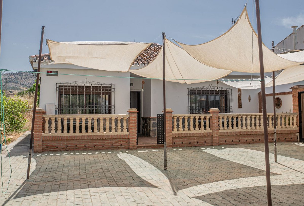 3 Bed Finca - Cortijo in Alora
