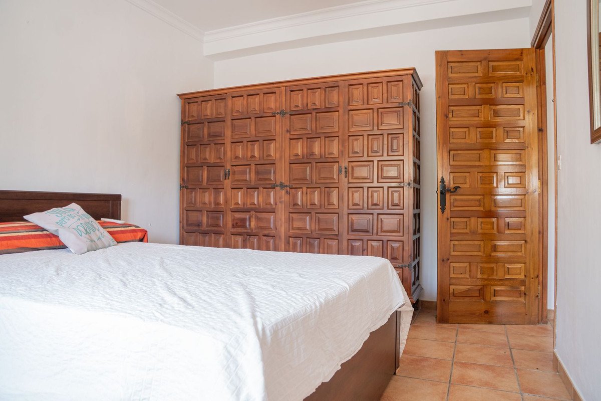3 Bed Finca - Cortijo in Alora