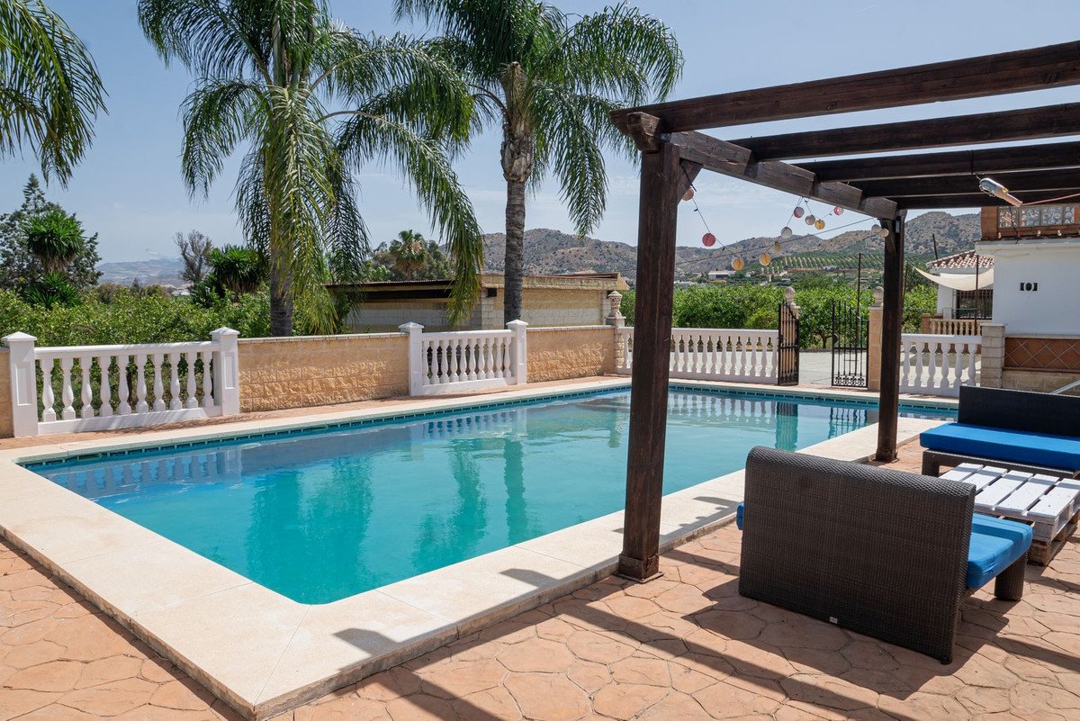 3 Bed Finca - Cortijo in Alora