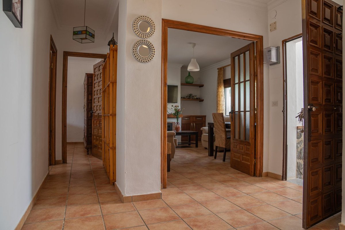 3 Bed Finca - Cortijo in Alora