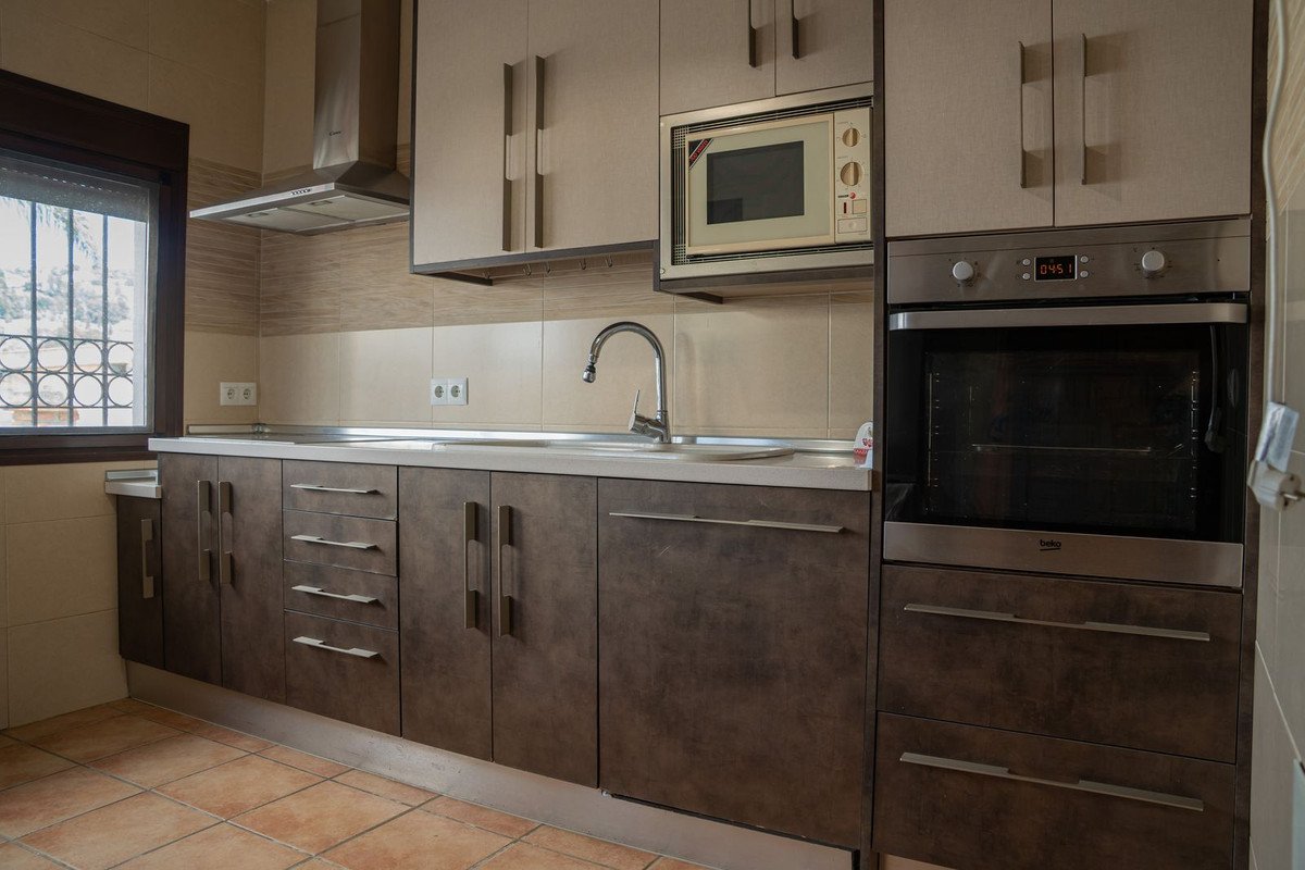 3 Bed Finca - Cortijo in Alora