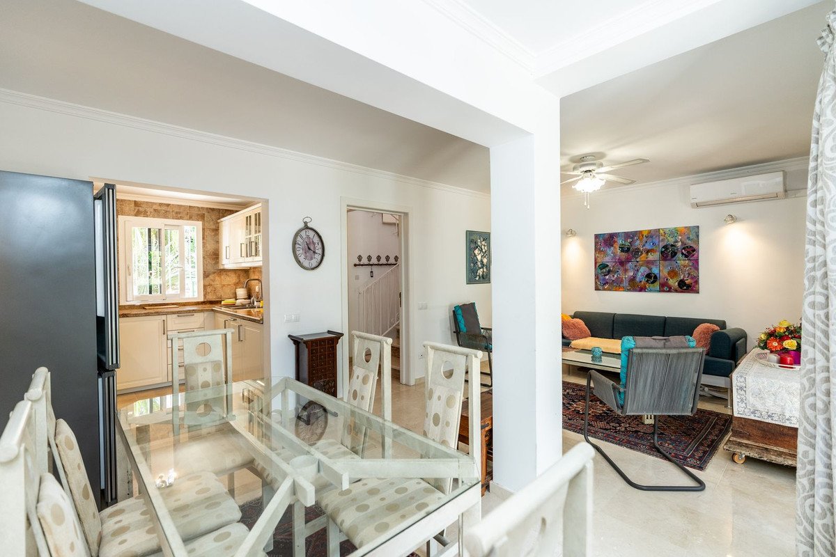 2 Bed Townhouse in Costabella