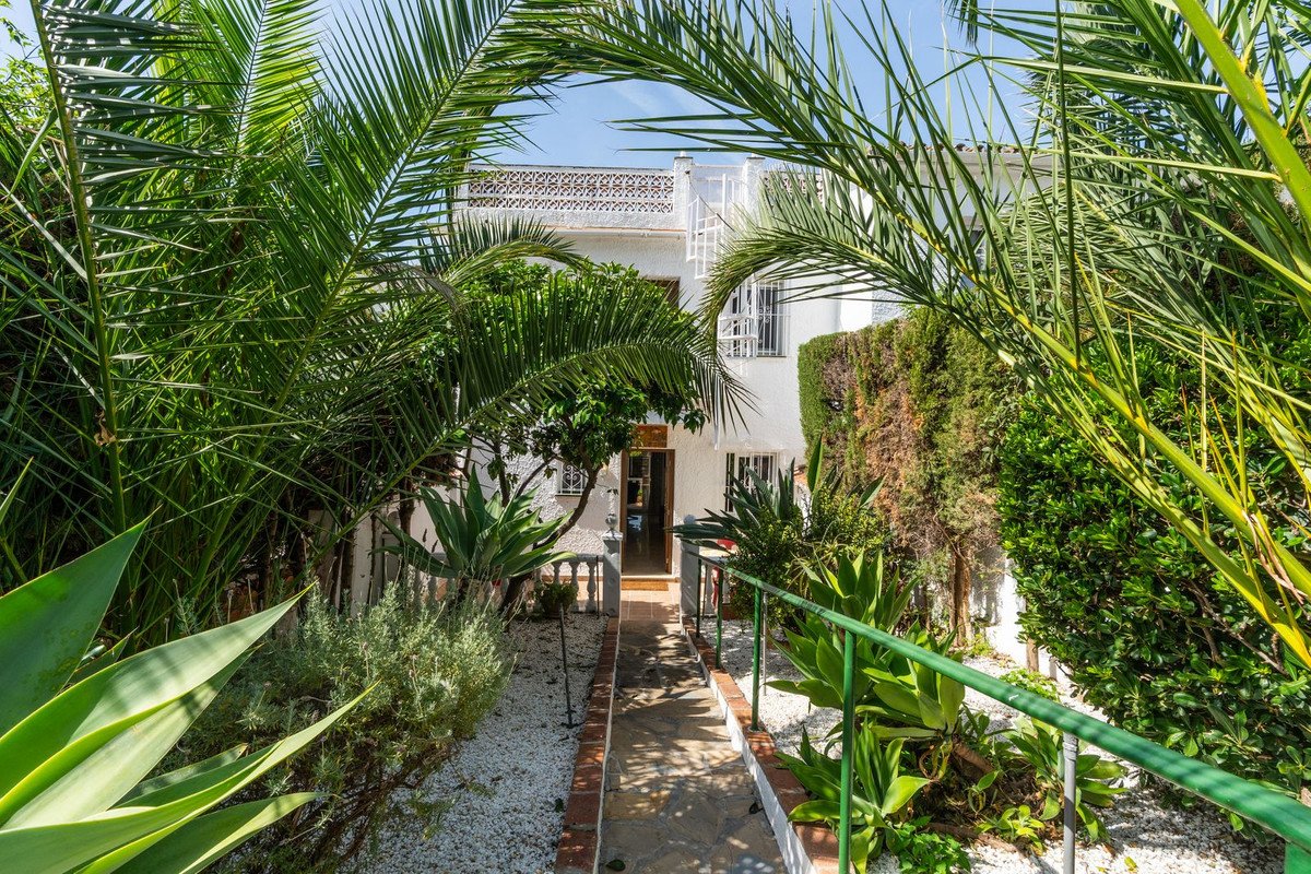 2 Bed Townhouse in Costabella