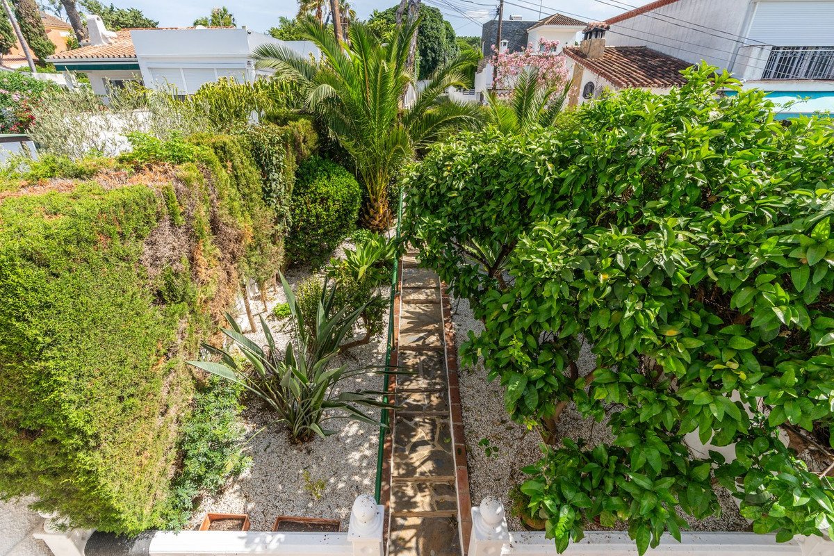 2 Bed Townhouse in Costabella