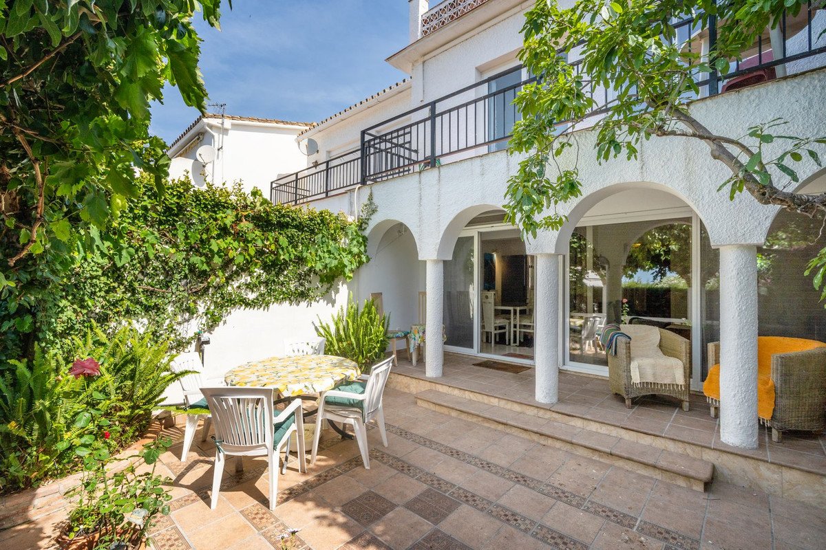 2 Bed Townhouse in Costabella