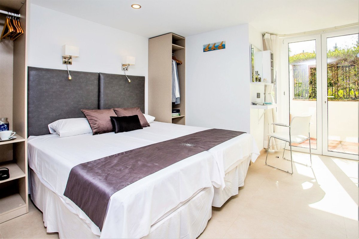 7 Bed Detached Villa in San Pedro de Alcántara