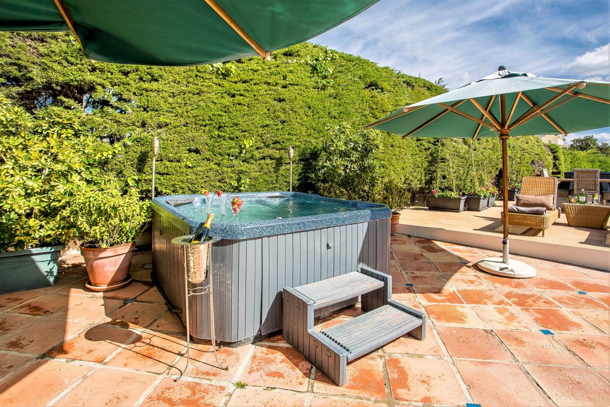 7 Bed Detached Villa in San Pedro de Alcántara