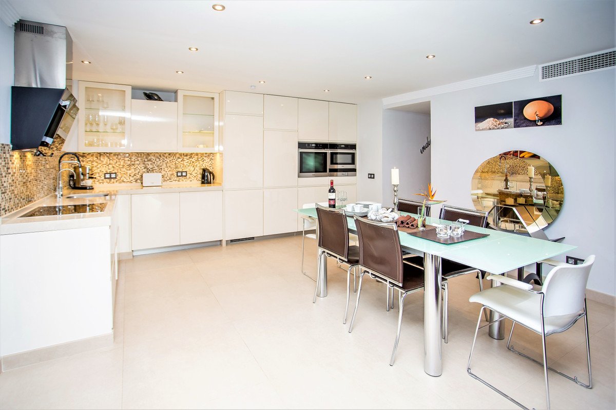 7 Bed Detached Villa in San Pedro de Alcántara