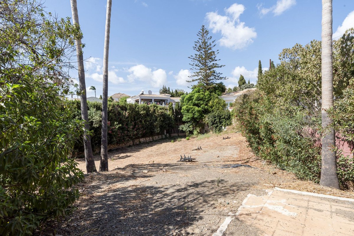 4 Bed Detached Villa in El Rosario