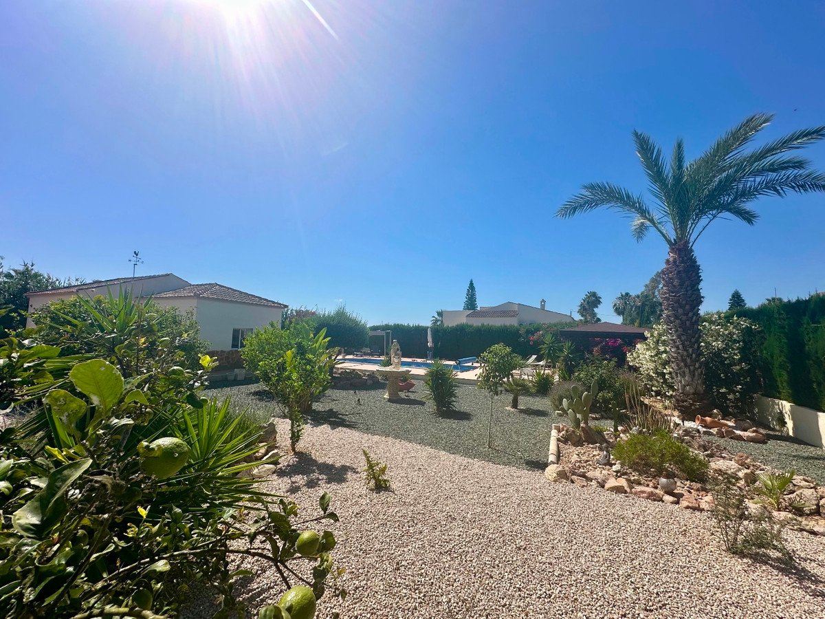 3 Bed Detached Villa in Catral