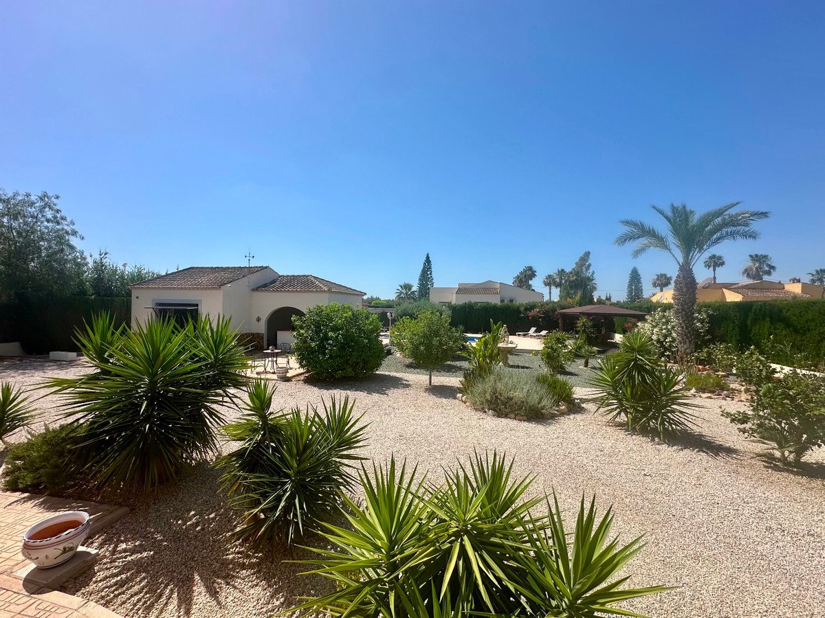 3 Bed Detached Villa in Catral