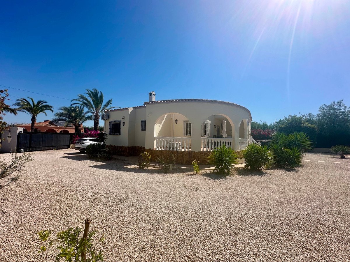 3 Bed Detached Villa in Catral