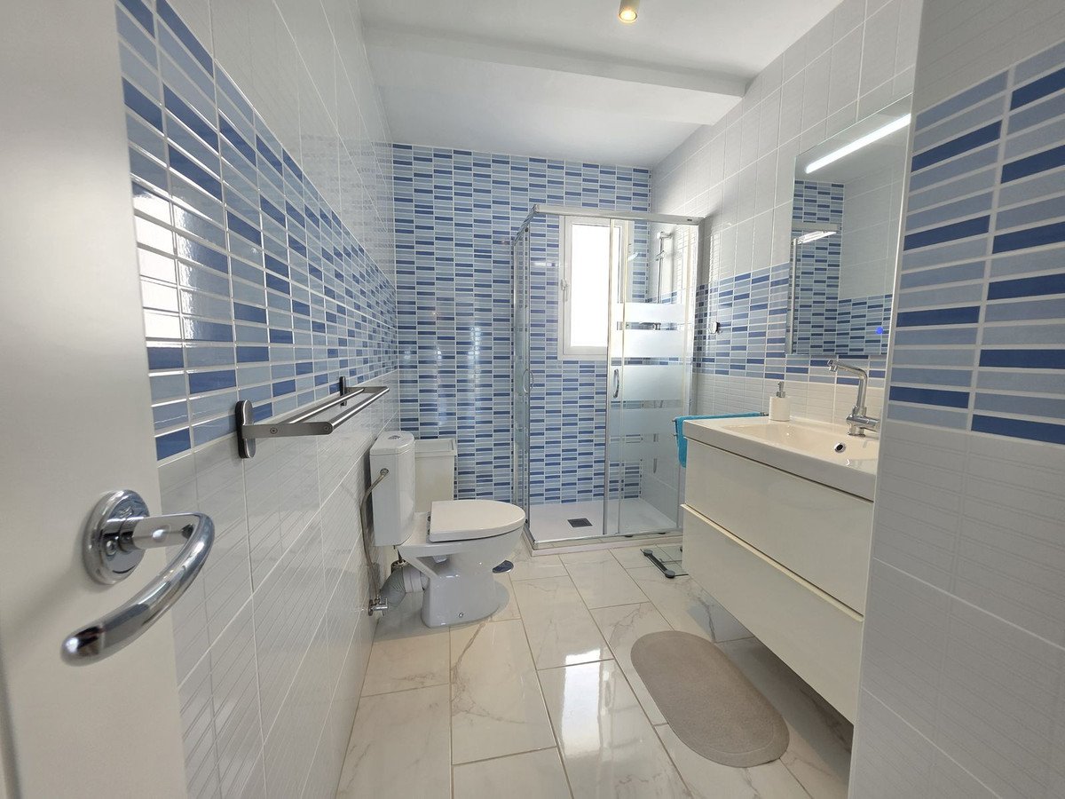 3 Bed Top Floor Apartment in Benalmadena Pueblo