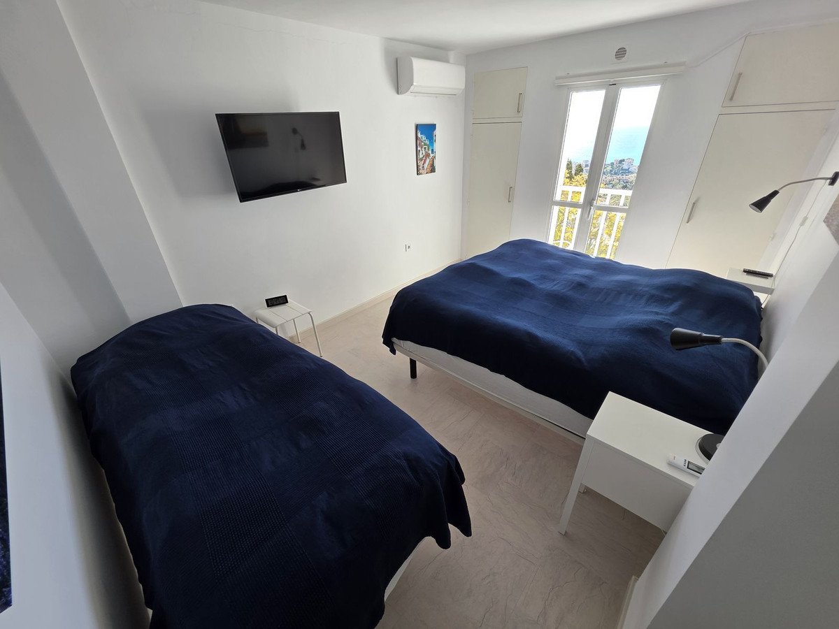 3 Bed Top Floor Apartment in Benalmadena Pueblo