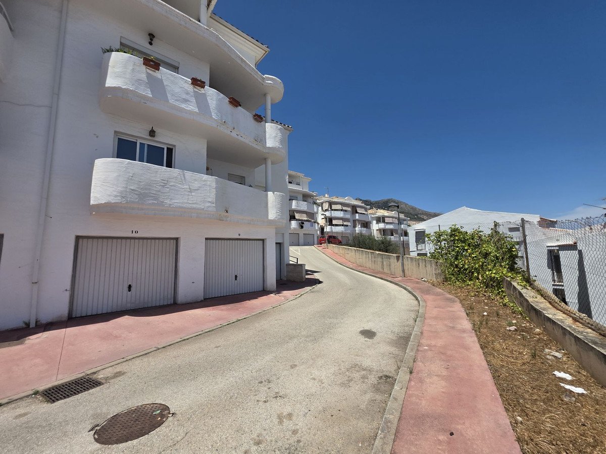 2 Bed Ground Floor Apartment in Benalmadena