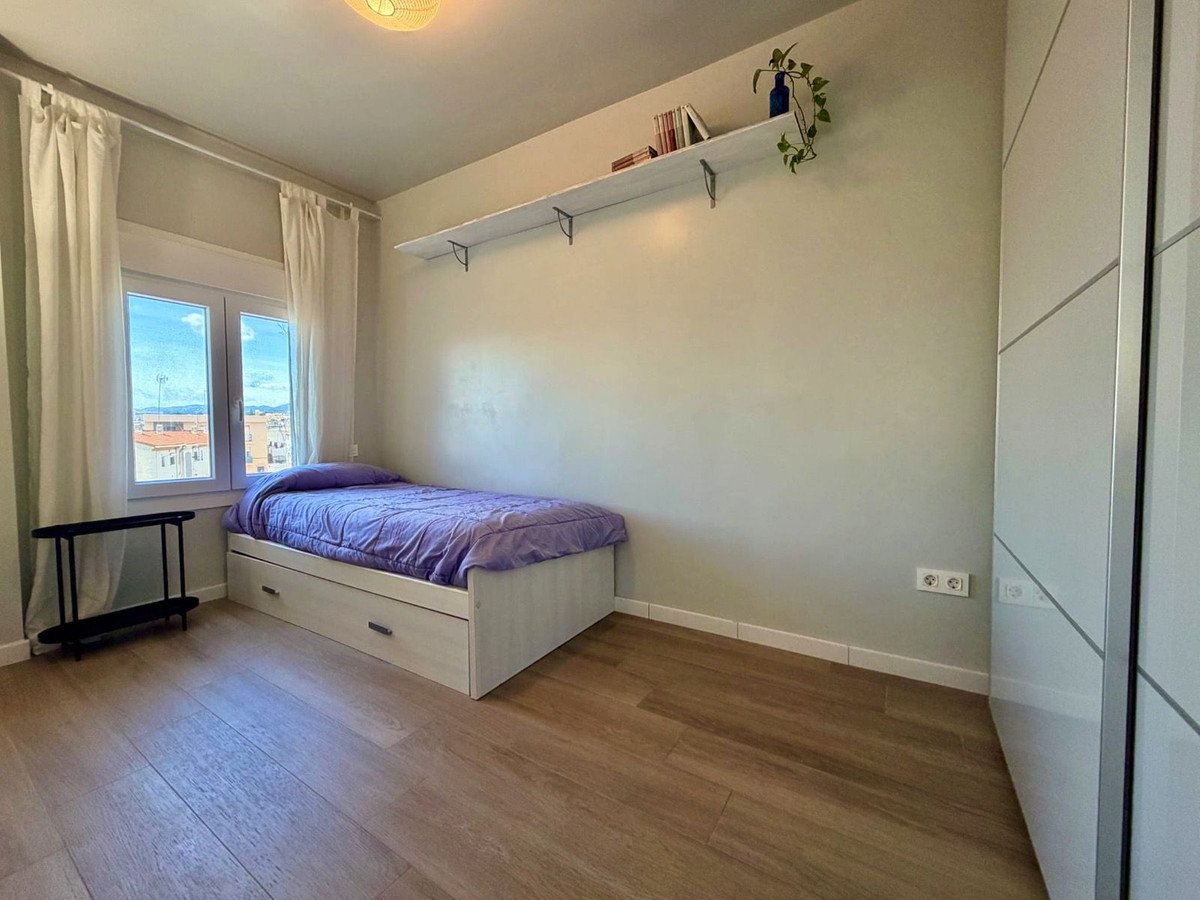 2 Bed Middle Floor Apartment in Marbella