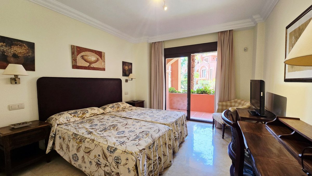 2 Bed Ground Floor Apartment in Puerto Banús