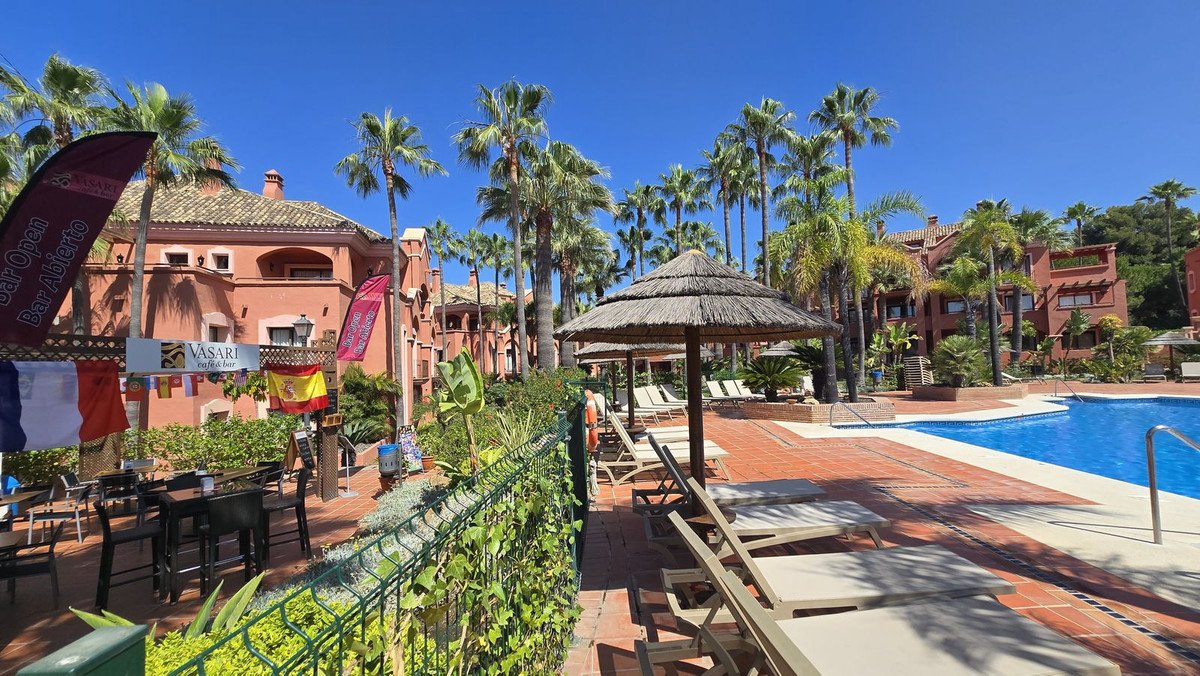 2 Bed Ground Floor Apartment in Puerto Banús