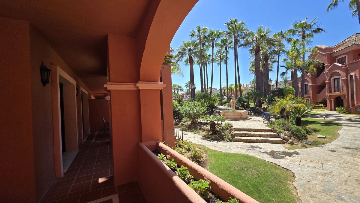 2 Bed Ground Floor Apartment in Puerto Banús
