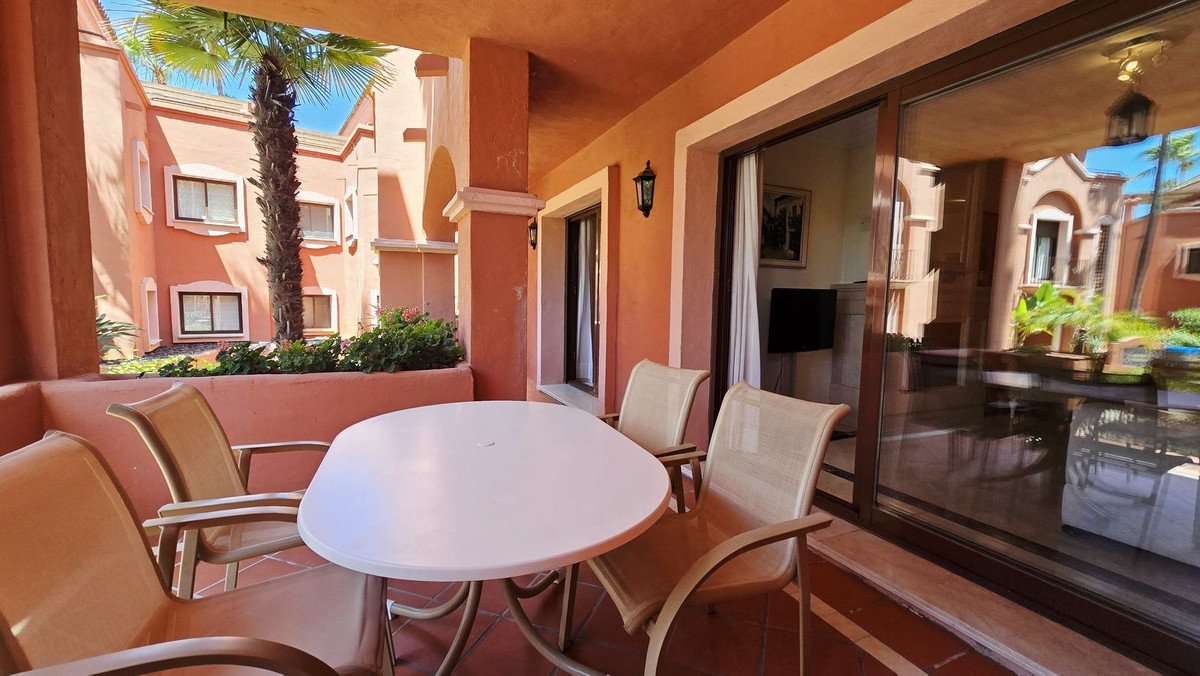 2 Bed Ground Floor Apartment in Puerto Banús