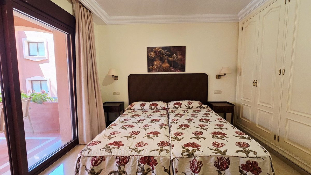 2 Bed Ground Floor Apartment in Puerto Banús