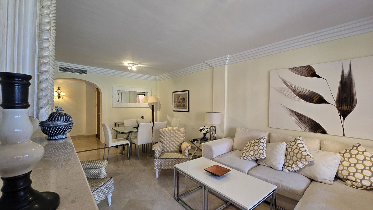 2 Bed Ground Floor Apartment in Puerto Banús