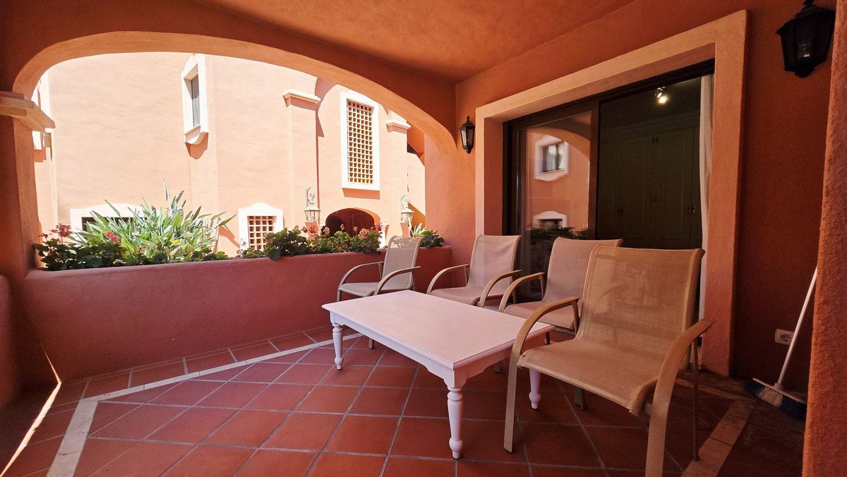 2 Bed Ground Floor Apartment in Puerto Banús