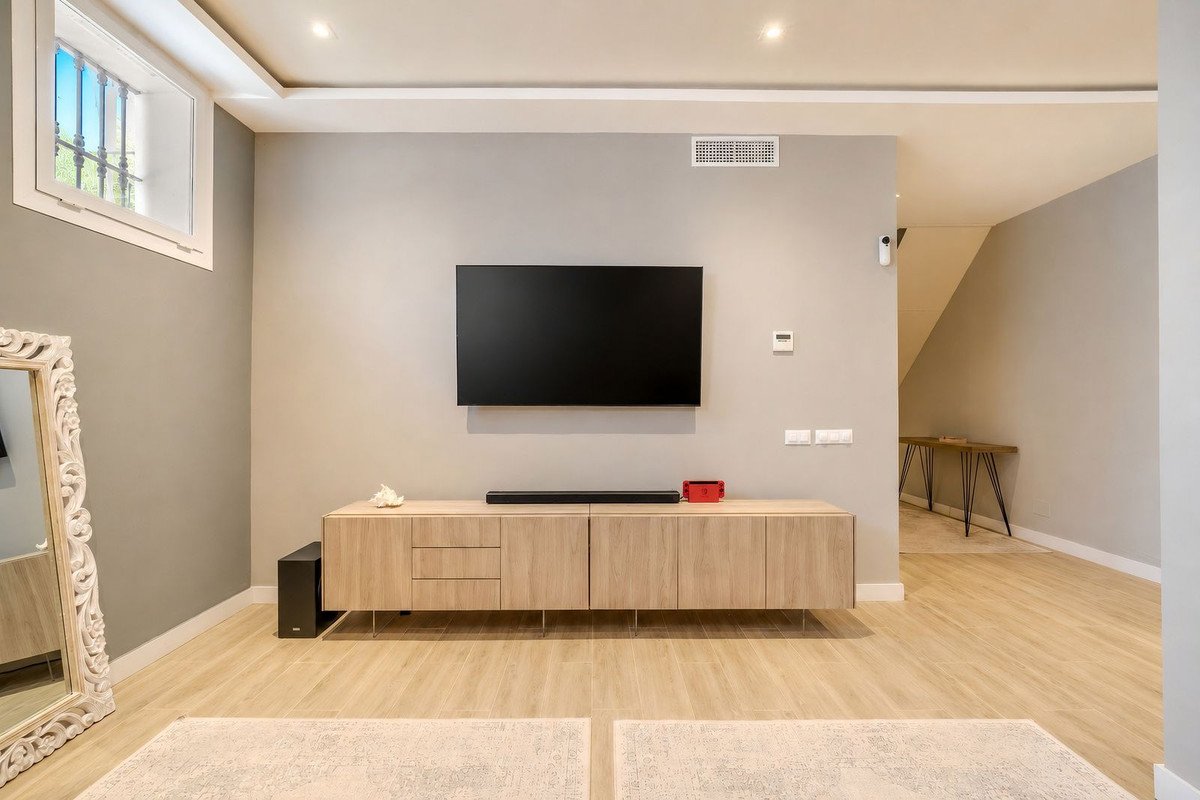 4 Bed Semi-Detached House in Nueva Andalucía