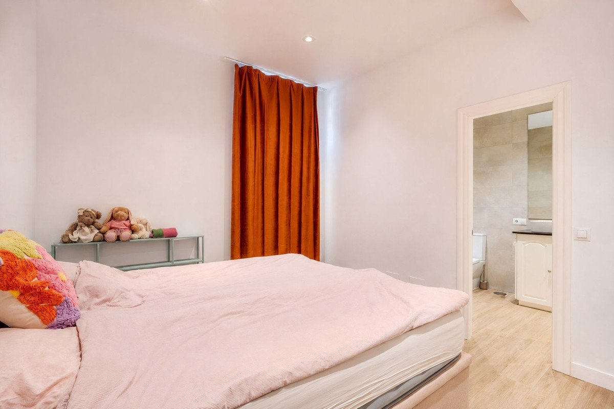 4 Bed Semi-Detached House in Nueva Andalucía
